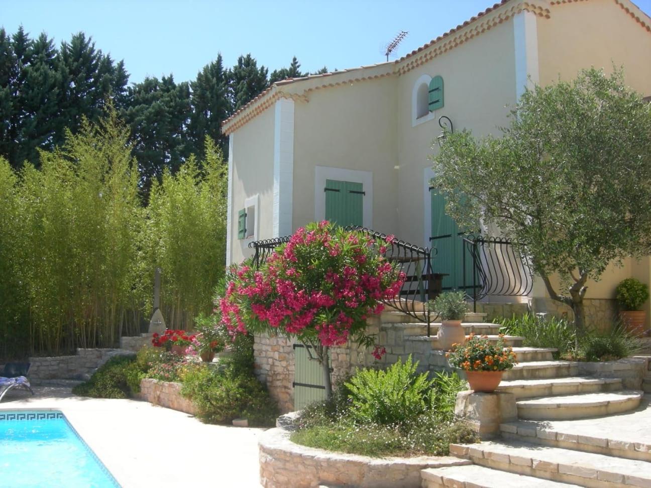 Vacances Carnoux-en-Provence Esterno foto
